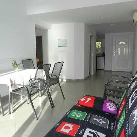 Mihael Lägenhet Brela