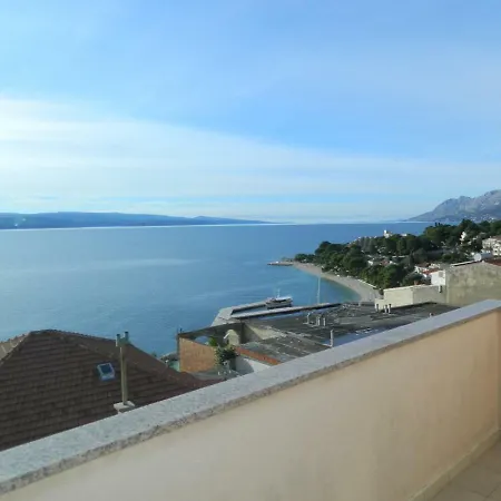 Mihael Apartman Brela